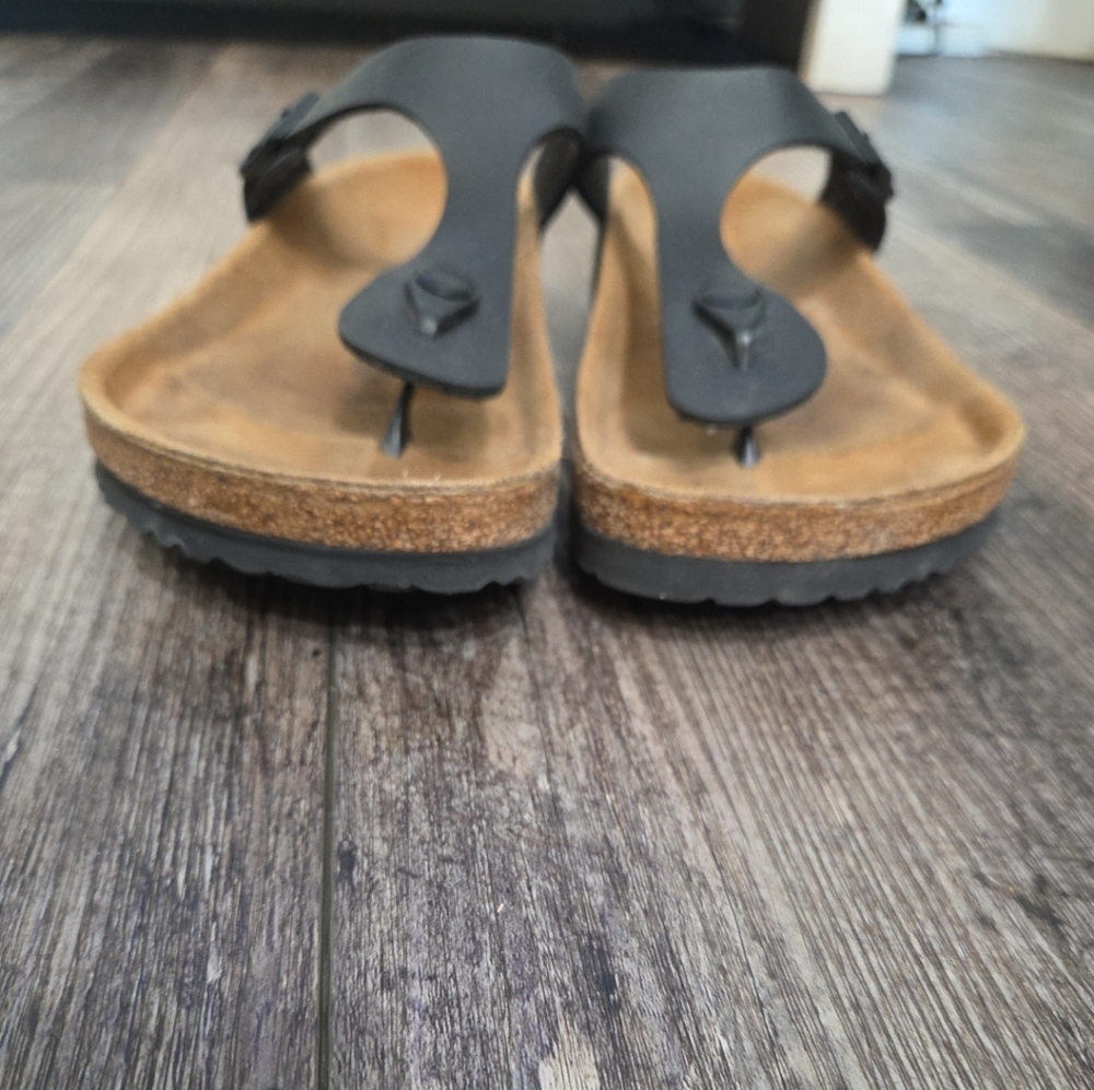 Birkenstock Gizeh Size W9 M7 Black Sandal - Picture 3 of 8